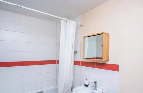 Kidlington Apartment | Comfy 2 Bed Apartment with parking in Kidlington