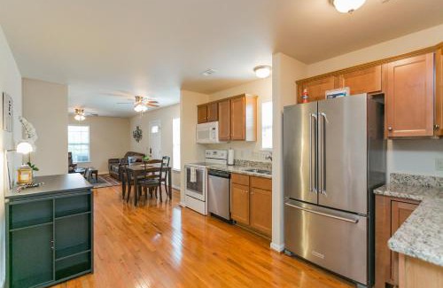 Eighth Avenue House | Comfy 2 Kitchen Home