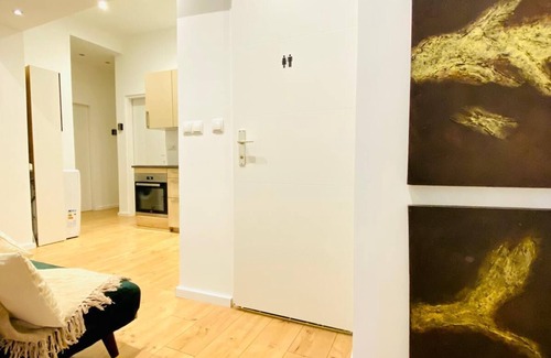 Ottakring Apartment | Comfy and Scenic 4BR Stay in Ottakring