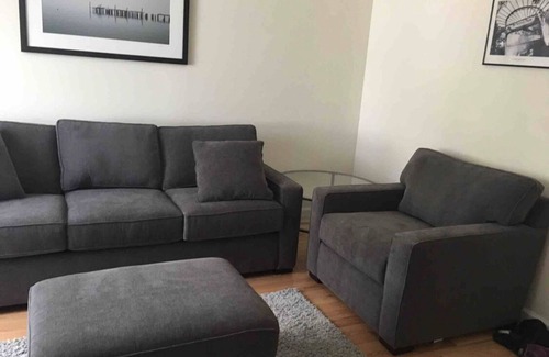 East Flatbush House | Comfy Bedroom in Gorgeous NEW 2 floor House!