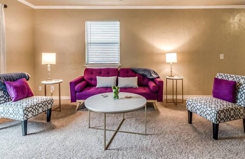 Central Oklahoma City House | Comfy, contemporary home in perfect location!