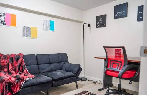 Red Bank House | Comfy Convenient Space 3 mins from Downtown!