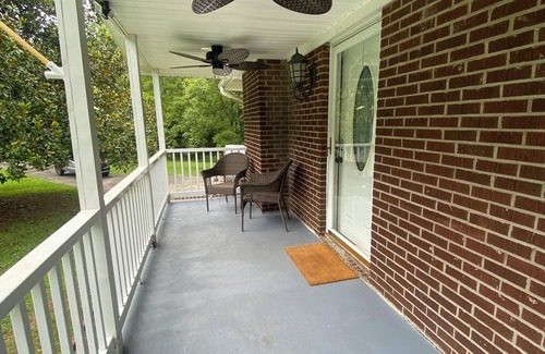 Easley House | Comfy Country Home