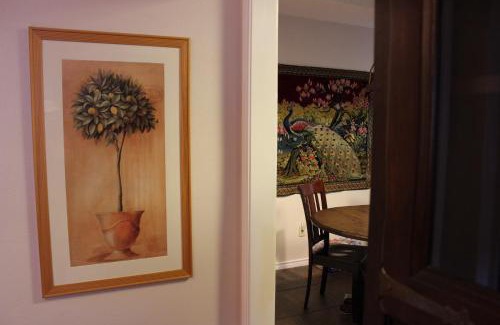 Garland House | Comfy Cozy Affordable Home Away Home