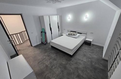 Radauti Apartment | Comfy & Cozy Apartament 2