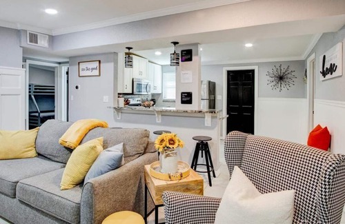 Altamonte Springs House | Comfy Cozy Bungalow