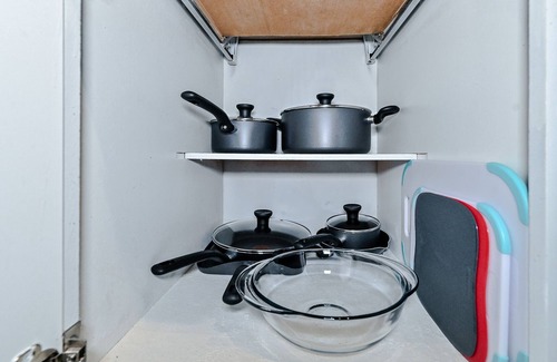 Greater Valley Brook Apartment | Comfy| Emory Decatur| Eateries |King Bed| 55”4k TV