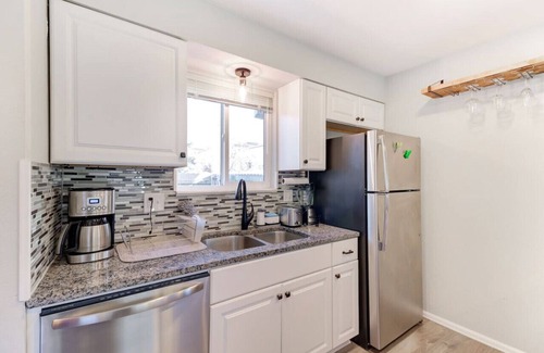 Arvada House | Comfy-Family size Townhouse in Arvada 3Bed-2Bath-5P