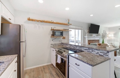 Arvada House | Comfy-Family size Townhouse in Arvada 3Bed-2Bath-5P