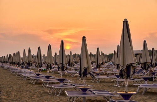 Bibione Lido dei Pini Apartment | Comfy flat 600m from the sea with