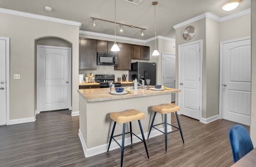 Durham Apartment | Comfy, freshly decorated apartment!