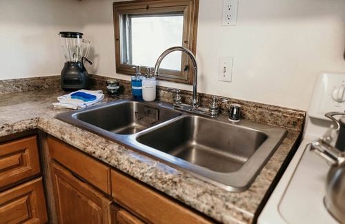 Bodfish House | Comfy Get Away house with full amenities and recently remodeled