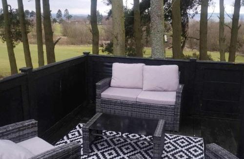 Jedburgh House | Comfy golf course view at Lilliardsedge