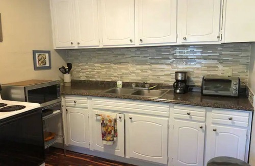 Tallahassee House | Comfy home with easy parking. No pet fee. #2.