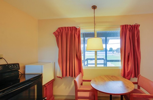 Lake City Apartment | Comfy Lake City Studio < 1/2 Mi to Waterfront Park