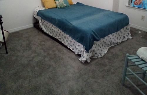 Daphne Apartment | Comfy, modern stay. Close to bars and restaurants! Will have hot tub in Sept