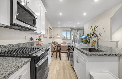 West Covina House | Comfy NEW Modern Home for Family | 3BR/3BA