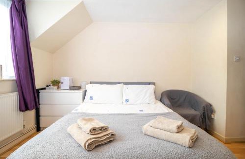 Latchmere House | Comfy private room in Battersea close to Clapham Junction