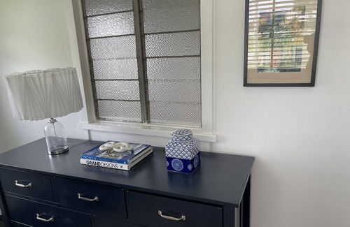 Nundah Cottage | Comfy Queenslander Cottage