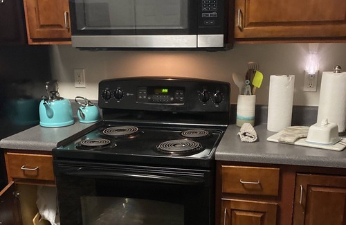 Provincetowne Apartment | Comfy, serene place in Ballantyne and Blakeney