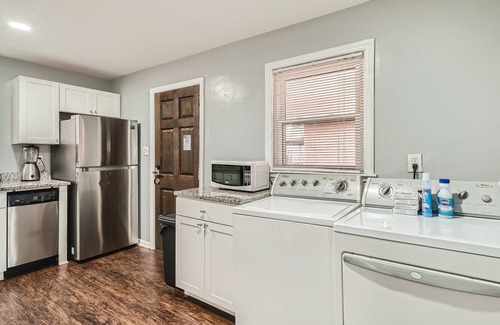 Sylvan Hills House | Comfy South ATL Home - Near Airport