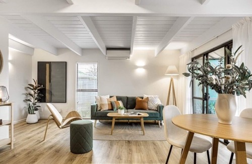 Greenlane - Ellerslie House | Comfy Stylish Townhouse near playground and cafe.