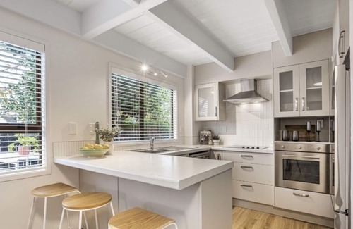 Greenlane - Ellerslie House | Comfy Stylish Townhouse near playground and cafe.
