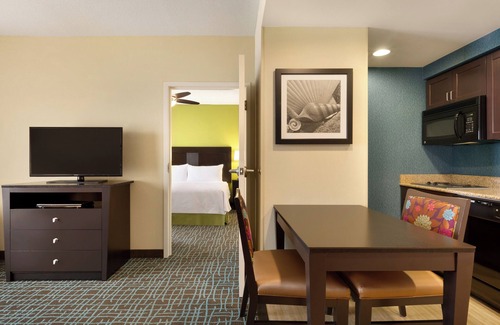 Biggar Hotel | Comfy Unit for Business Travel, Kitchen, Shuttle