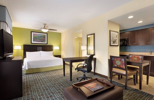 Biggar Hotel | Comfy Unit for Business Travel, Kitchen, Shuttle