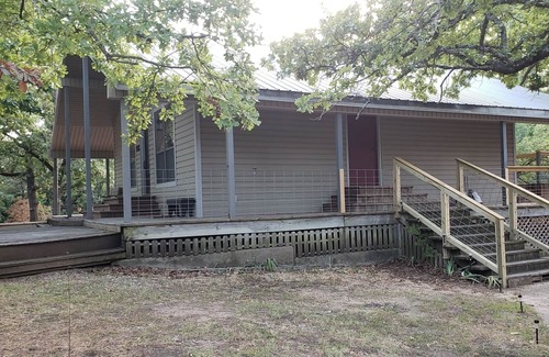 Sulphur House | Commander's Cabin - A Kid's Paradise with separate game room