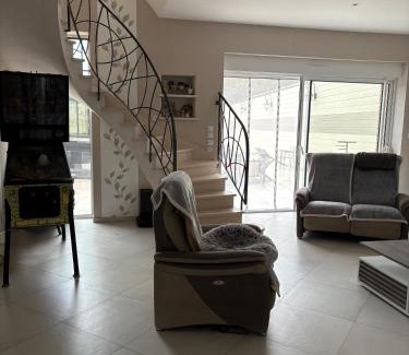 Meusnes House | Comme chez vous !