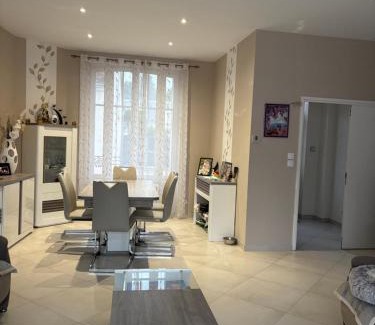 Meusnes House | Comme chez vous !