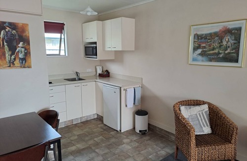 Ashburton Hotel | Commodore Motor Lodge