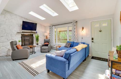 Albrightsville House | Community Pools and Hot Tub Albrightsville Cottage!