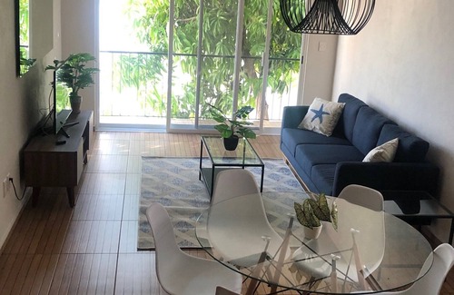 Manzanillo Apartment | Comodo y privado departamento totalmente equipado a cinco minutos de la playan