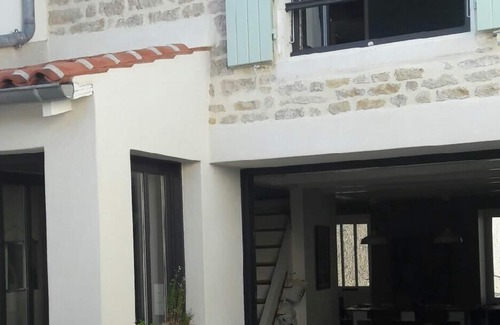 Saint-Clement-des-Baleines House | Completely renovated fisherman's house - sleeps 6 - Charm and comfort