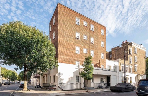 Warwick Apartment | Compact Studio in Vibrant Pimlico