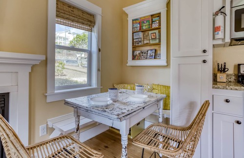 Olivia Beach House | Compact Upscale Living in Sweet Cabin Near Fire-pit and Summer Saltwater Pool!