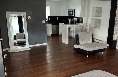 Allentown House | Complete furnished house with 4 rooms