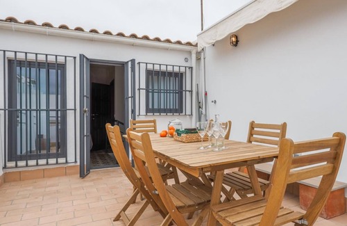 San Vicente Apartment | Complete house 3 floors- Oasis of peace with Terrace