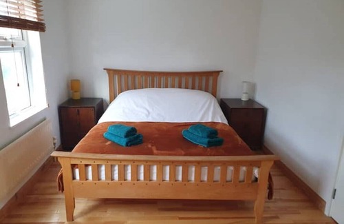 Shaftesbury House | Complete Town House, Central London, Free Parking in Secure Car Park, Zone 2
