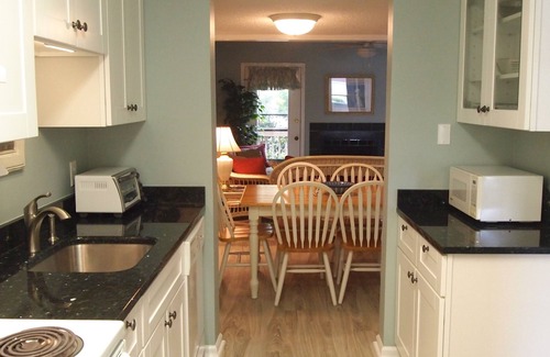 Saint Simons Island House | Completely converted coastal apartment