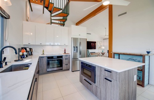 Cutthroat Harbor Estates House | Completely remodeled 3 bed 2 bath with open water views