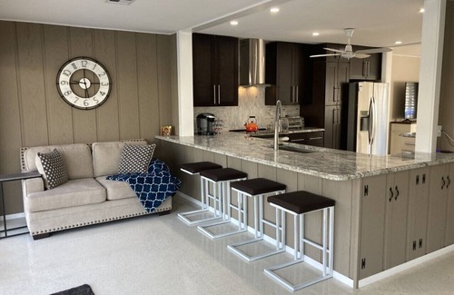 Venice Gardens House | Completely remodeled 3bdrm/2.5bath heated pool