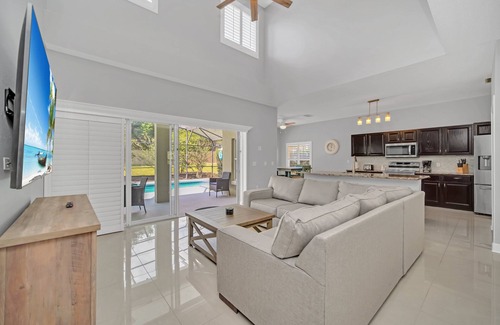 Legacy Park Condo | Completely Remodeled 5 Bedroom Disney Pool Home!