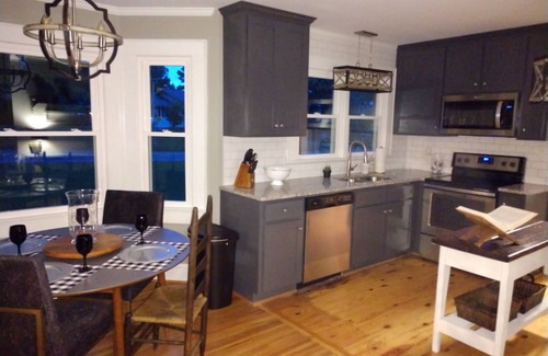 Mooresville House | Completely renovated single family home with new furnishings.