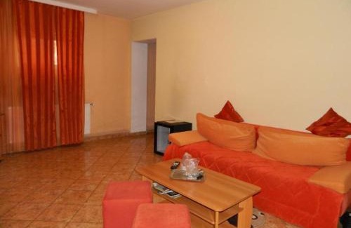 Baicoi Hotel | Complex Turistic Paralela'45
