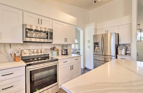 Estrella Mountain Ranch House | Complimentary Heated Pool: Goodyear Getaway!