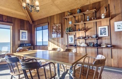 Sea Ranch House | Comstock Retreat
