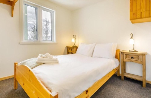 Petite-Riviere-Saint-Francois Apartment | Condo Entre Ciel et Fleuve, 1 CH, Sofa-Lit, Foyer